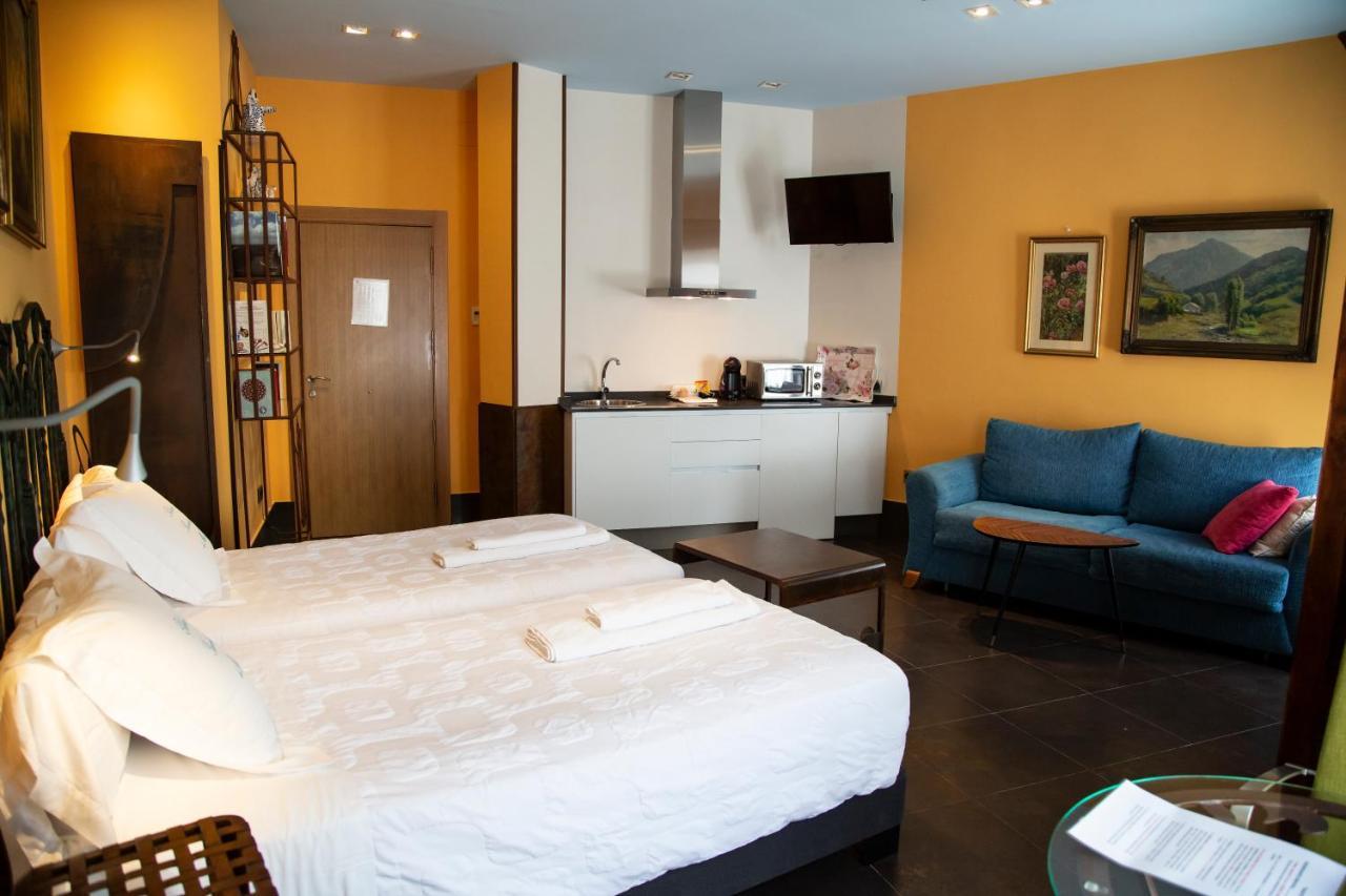 Palacio Sirvente Mieres - Parking Gratuito Andujar Ngoại thất bức ảnh