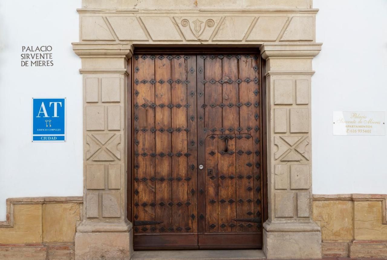 Palacio Sirvente Mieres - Parking Gratuito Andujar Ngoại thất bức ảnh