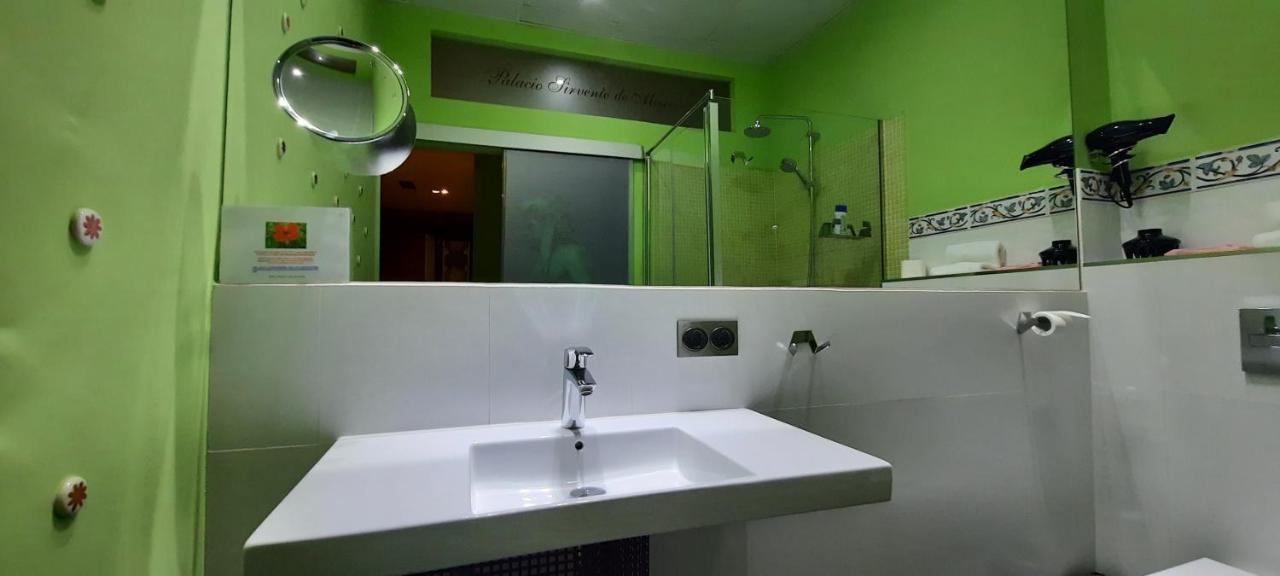 Palacio Sirvente Mieres - Parking Gratuito Andujar Ngoại thất bức ảnh