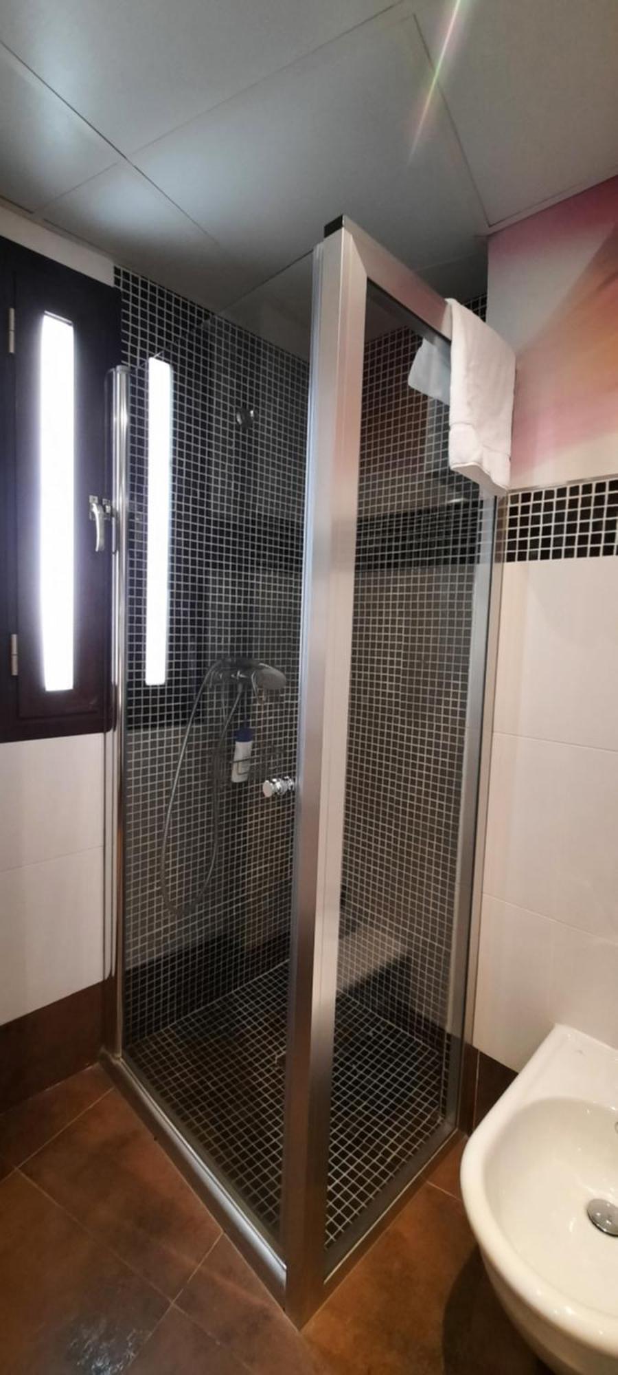 Palacio Sirvente Mieres - Parking Gratuito Andujar Phòng bức ảnh