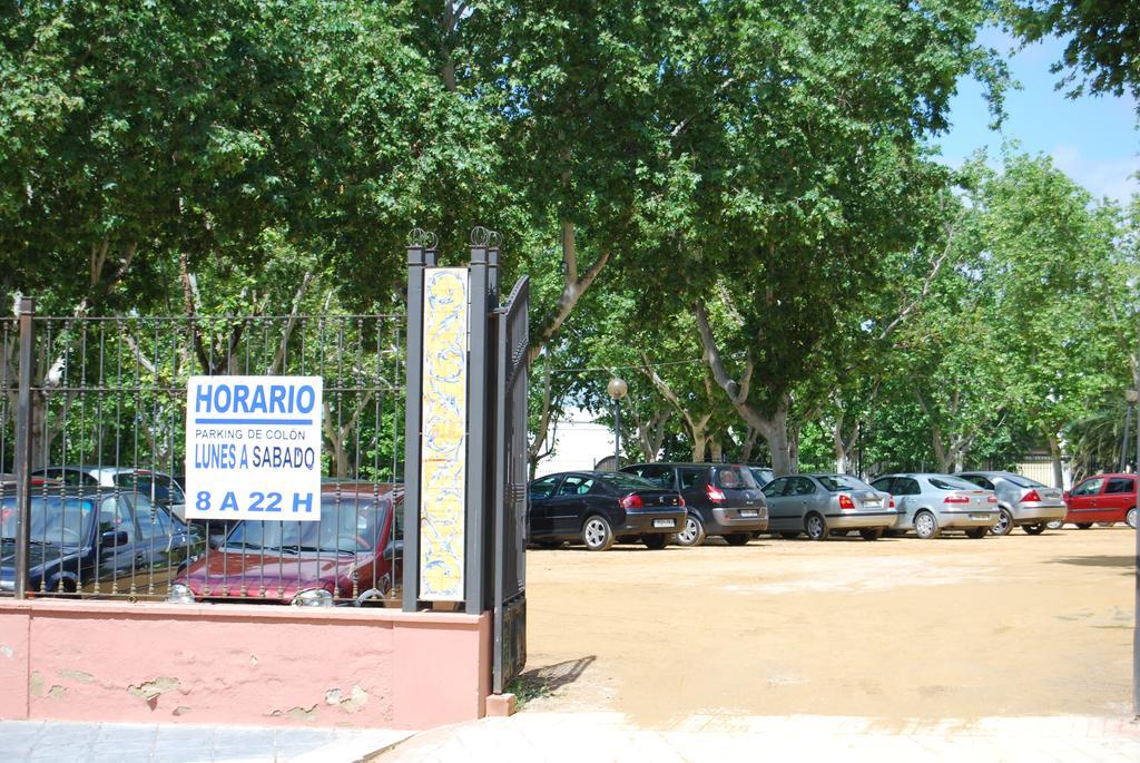 Palacio Sirvente Mieres - Parking Gratuito Andujar Ngoại thất bức ảnh
