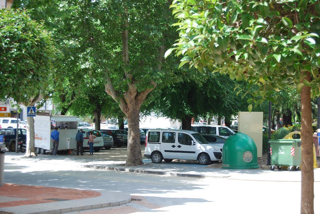 Palacio Sirvente Mieres - Parking Gratuito Andujar Ngoại thất bức ảnh